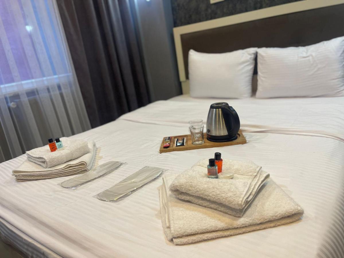 Ufuk Hotel Provincia di Provincia di Istanbul Esterno foto