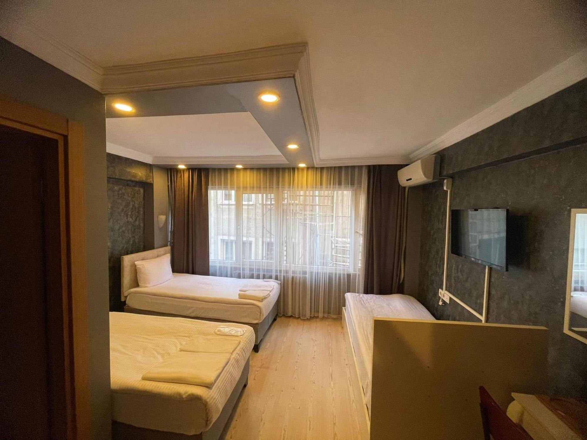 Ufuk Hotel Provincia di Provincia di Istanbul Esterno foto