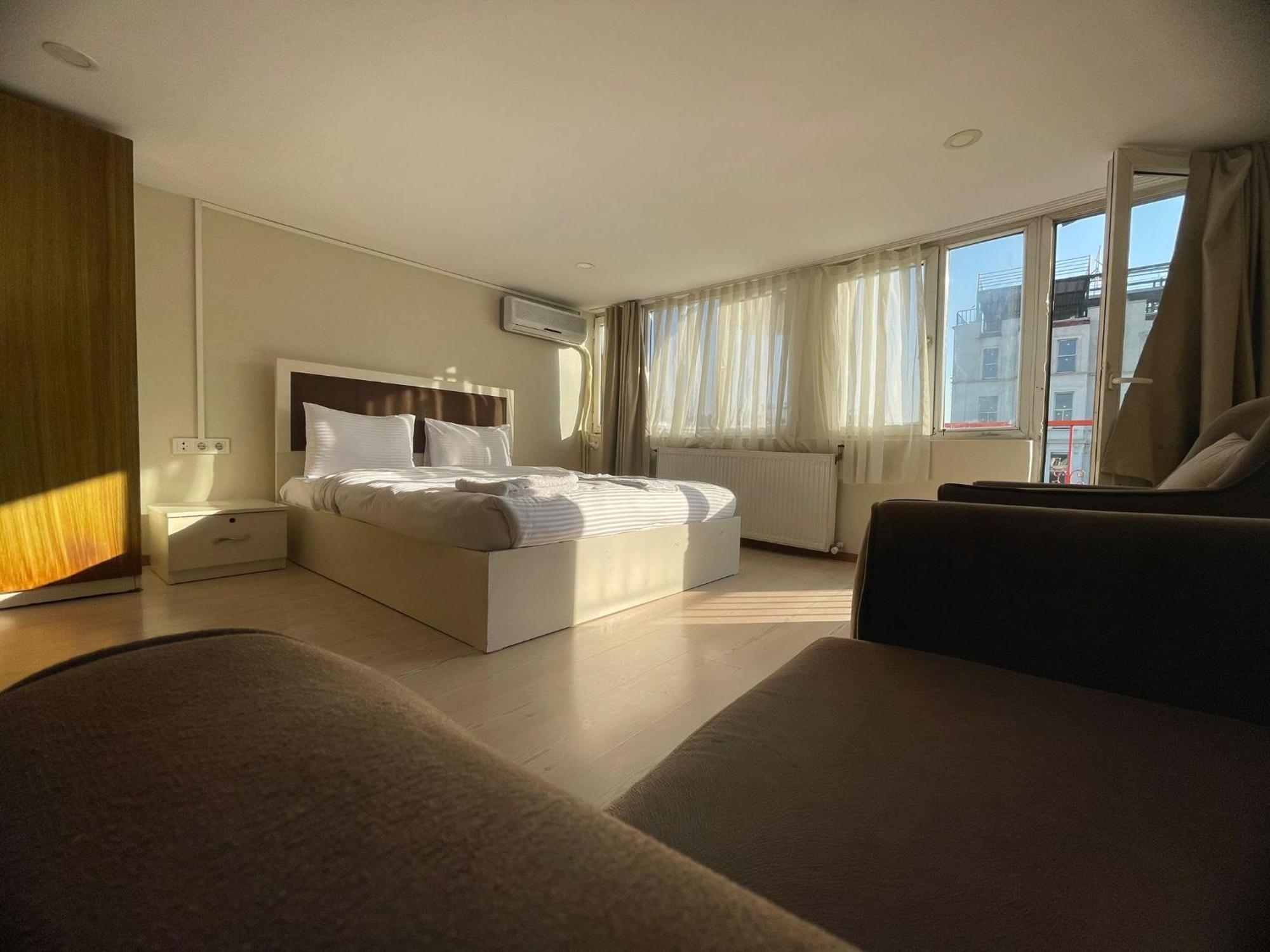 Ufuk Hotel Provincia di Provincia di Istanbul Esterno foto